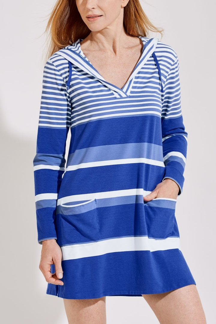 Color_Aura Blue Variegated Stripe
