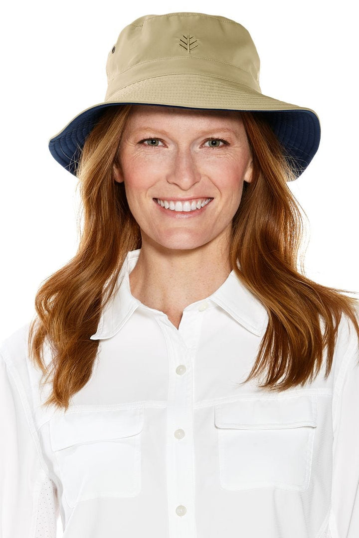 Color_Tan/Navy