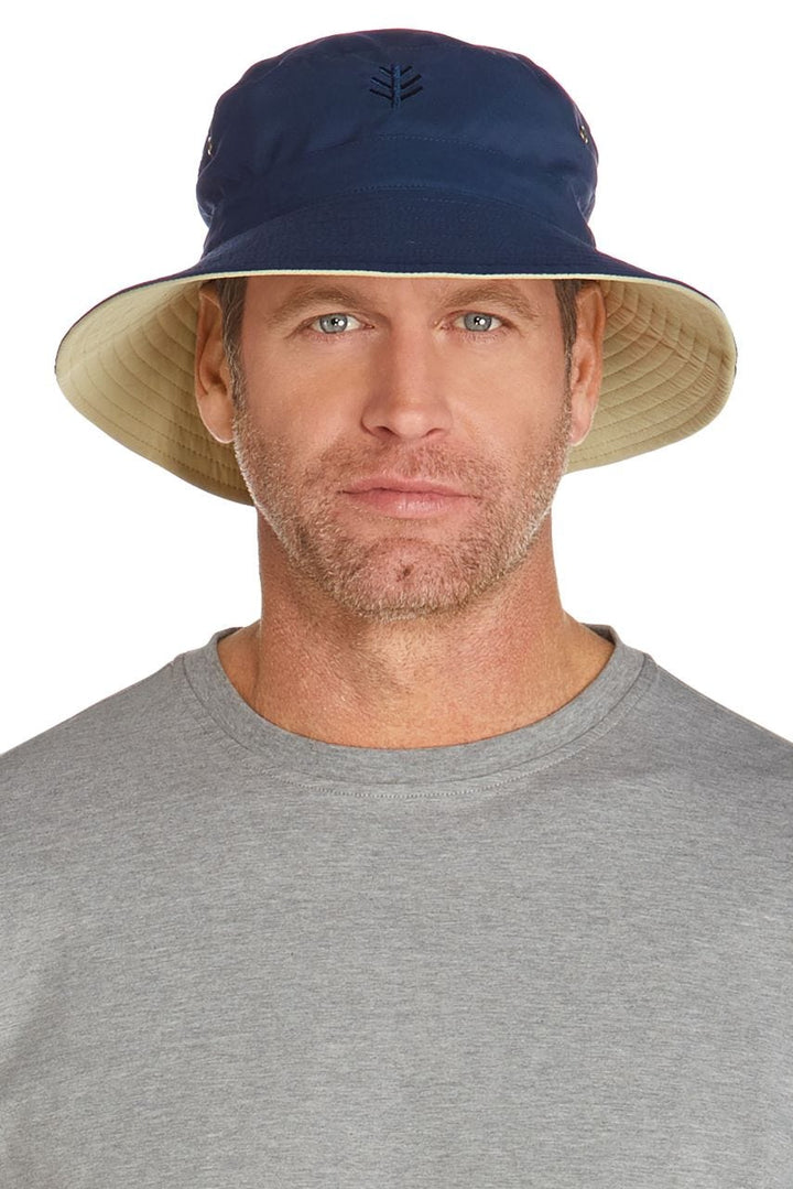 Color_Tan/Navy