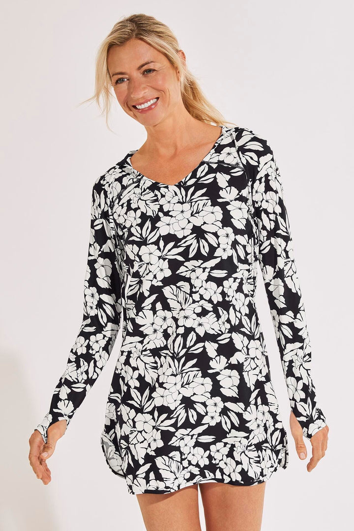 Color_Black/White Vintage Tropical
