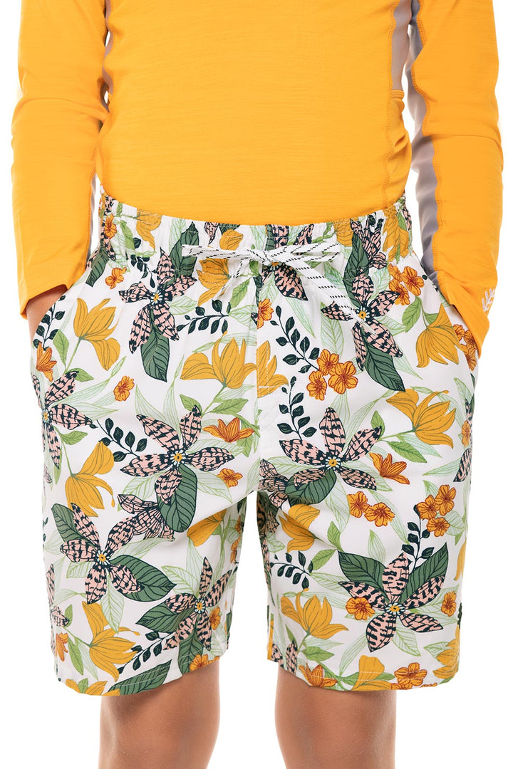 Color_Apricot Crush Floral Paradise