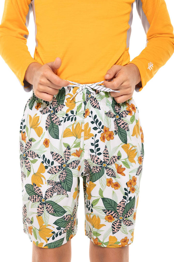 Color_Apricot Crush Floral Paradise