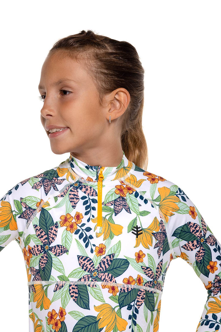 Color_Apricot Crush Floral Paradise