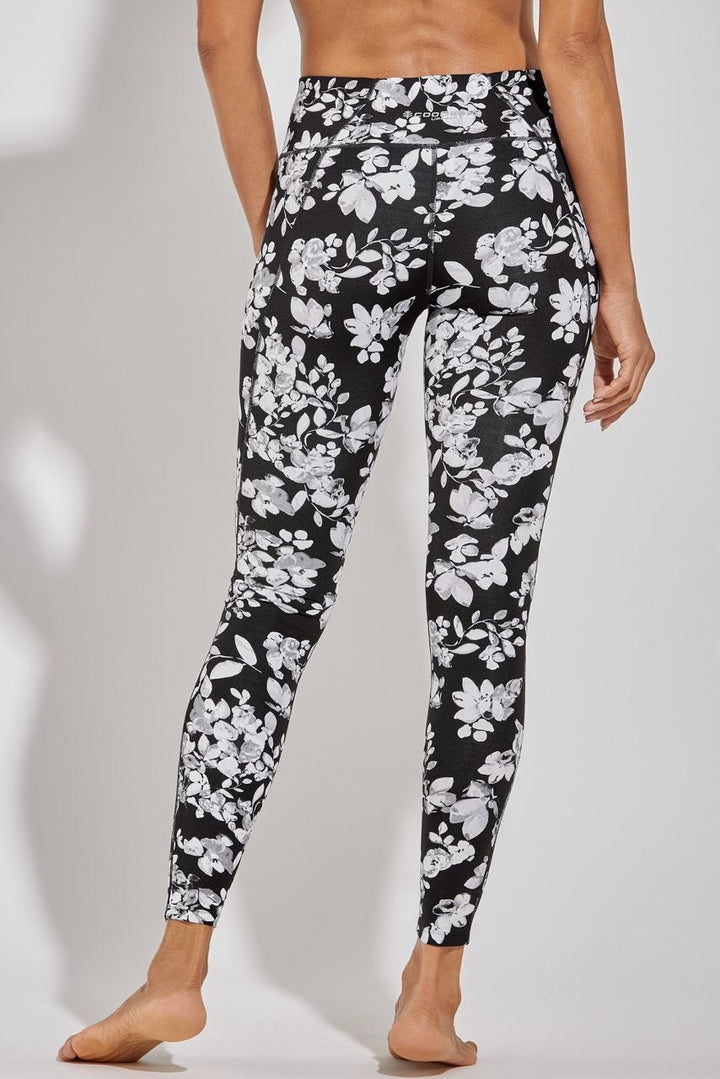 Color_Black Dynamic Floral