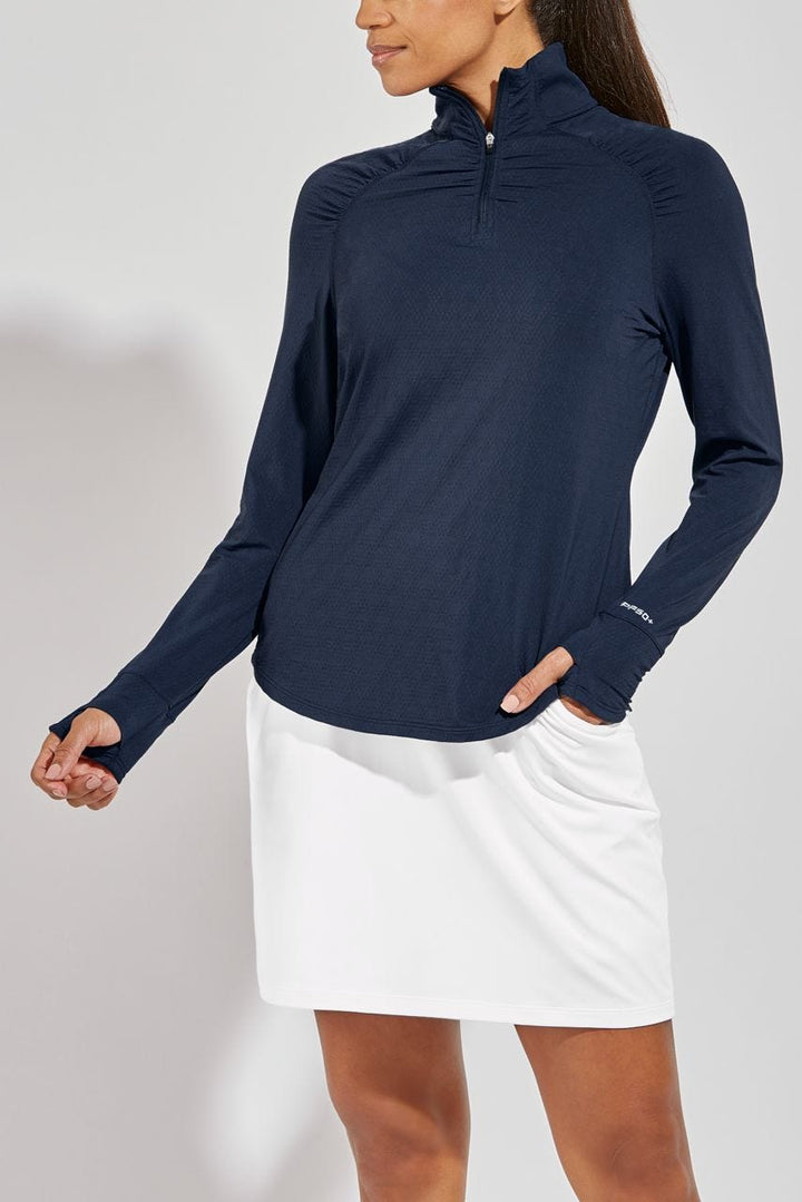 Color_Navy Diamond Jacquard