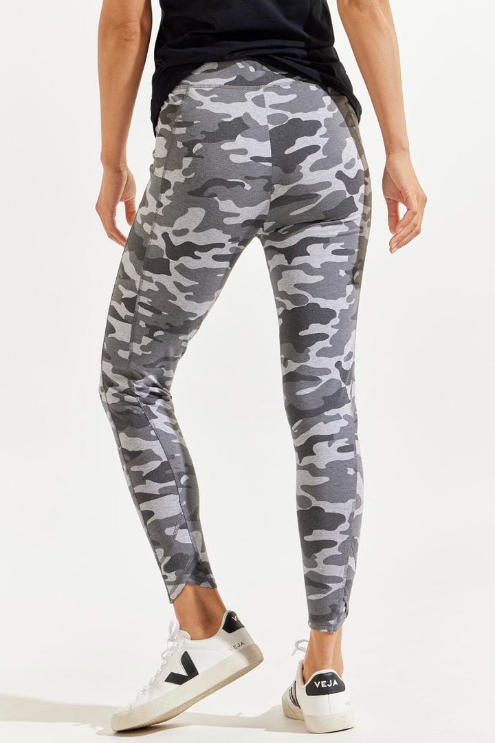 Color_Grey Modern Camo