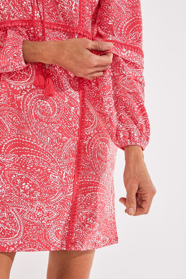Color_Radiant Coral Delicate Paisley