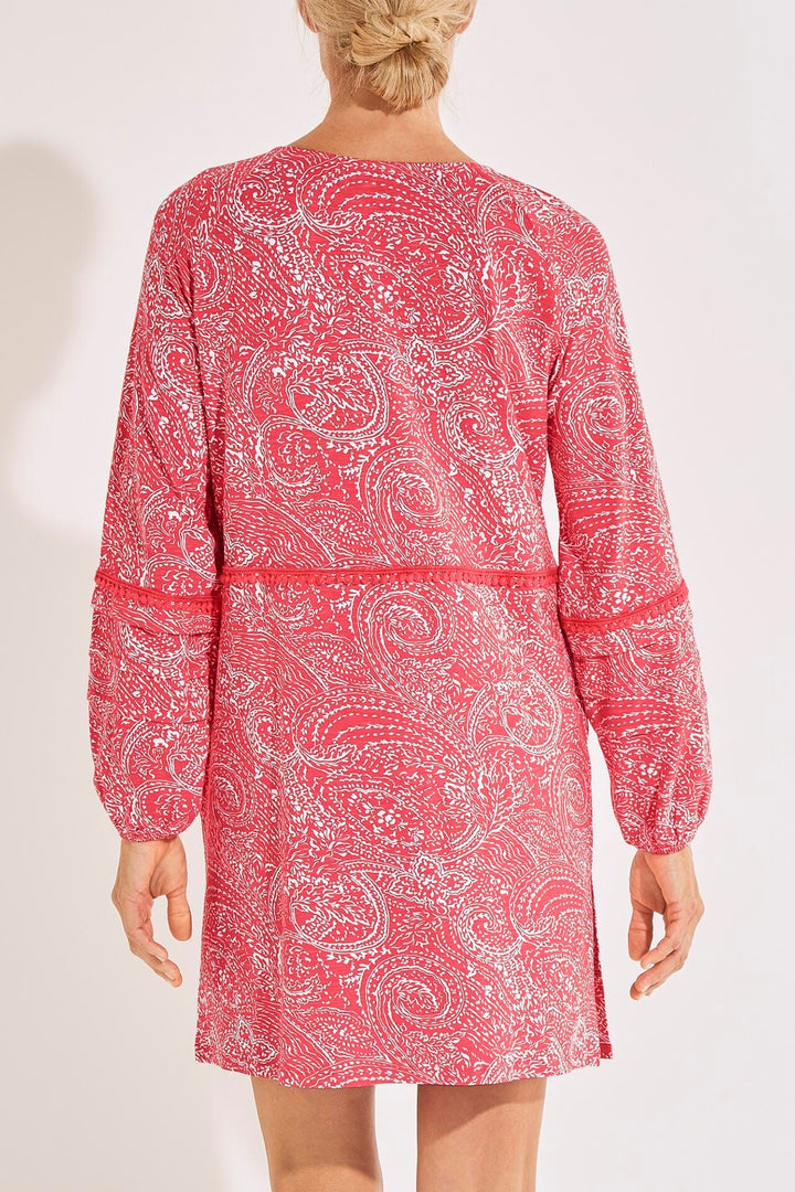 Color_Radiant Coral Delicate Paisley
