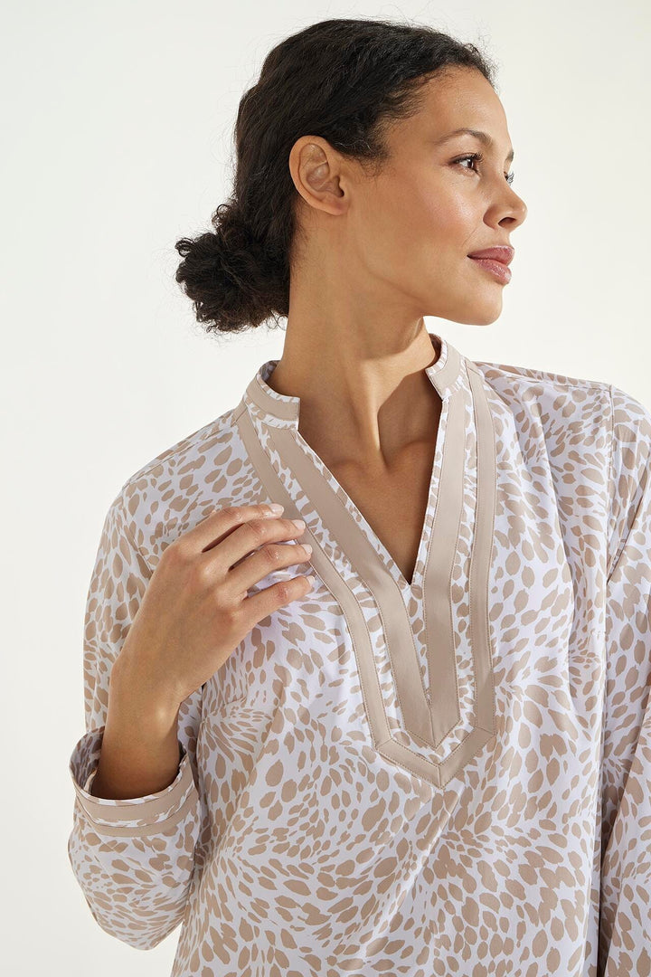 Color_Warm Taupe Audrey Dot