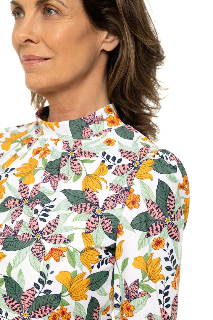 Color_Apricot Crush Floral Paradise