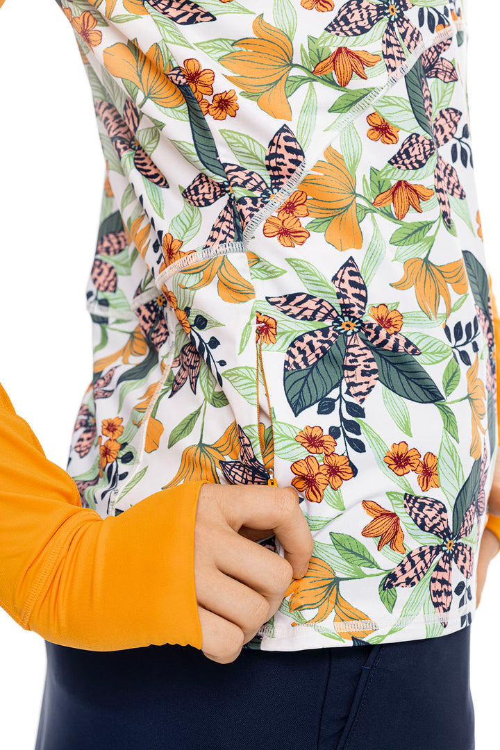 Color_Apricot Crush Floral Paradise