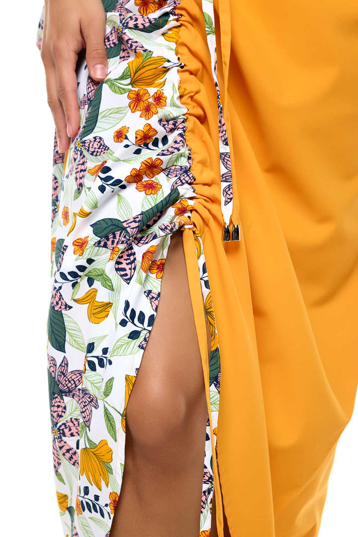 Color_Apricot Crush Floral Paradise
