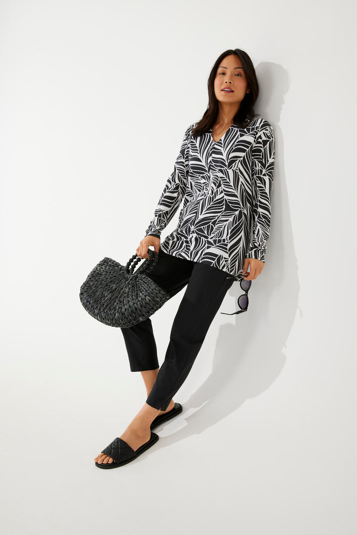 Color_Black/White Coconut Palm